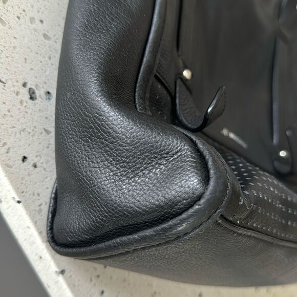 B. MAKOWSKY Black Leather Tote Shoulder Bag Handbag Magnetic Snap Closure EUC - Picture 13 of 14